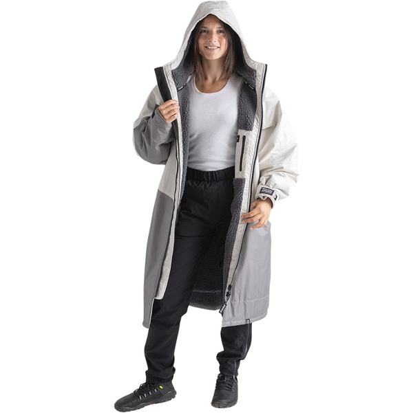 2026 Dryrobe Advance Long Sleeve Changing Robe DALSV3 - Stone